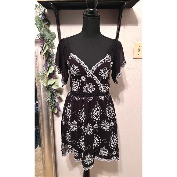 Black Romeo and Juliet Couture Off-shoulder Cocktail Dress w/ Floral Stitching - Picture 1 of 5